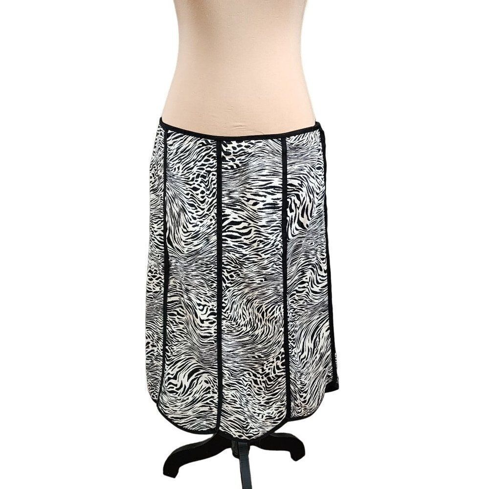 Le suit Size 12, Below Knee, Zebra Print Vintage Skirt